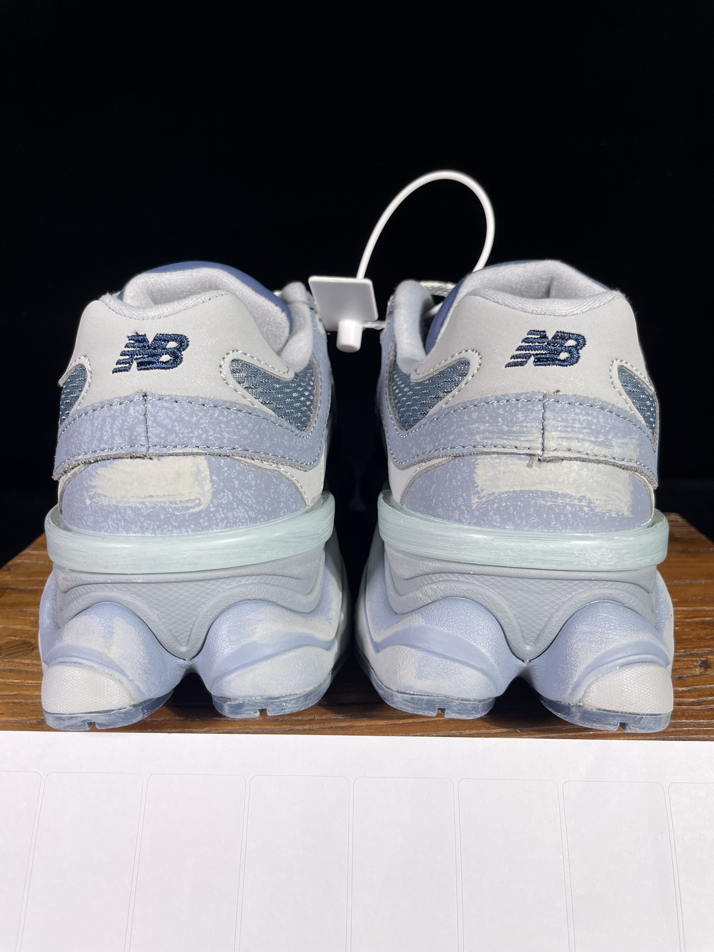 New Balance 9060 Grey Day (2023) - vstockx