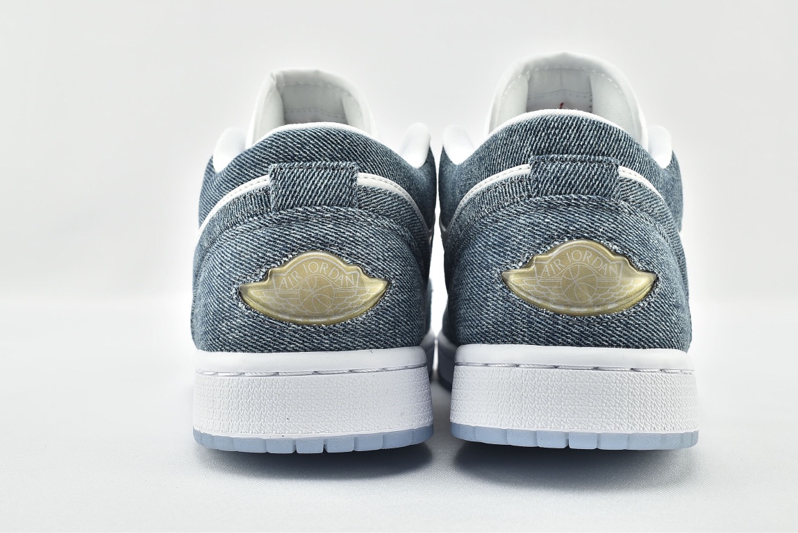 Jordan 1 Retro Low Canvas White Denim (W) - vstockx
