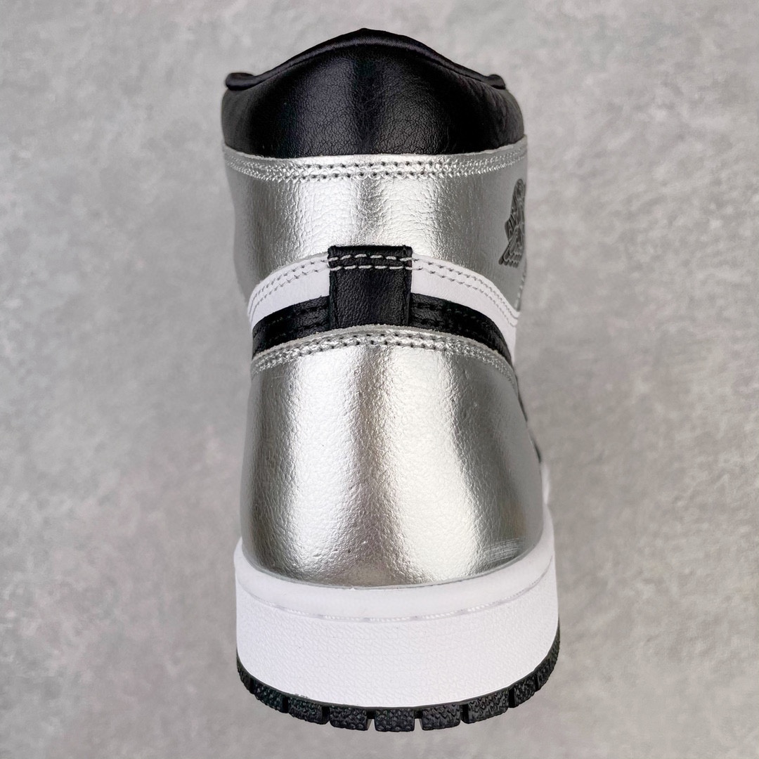 Jordan 1 Retro High Silver Toe (W) - vstockx