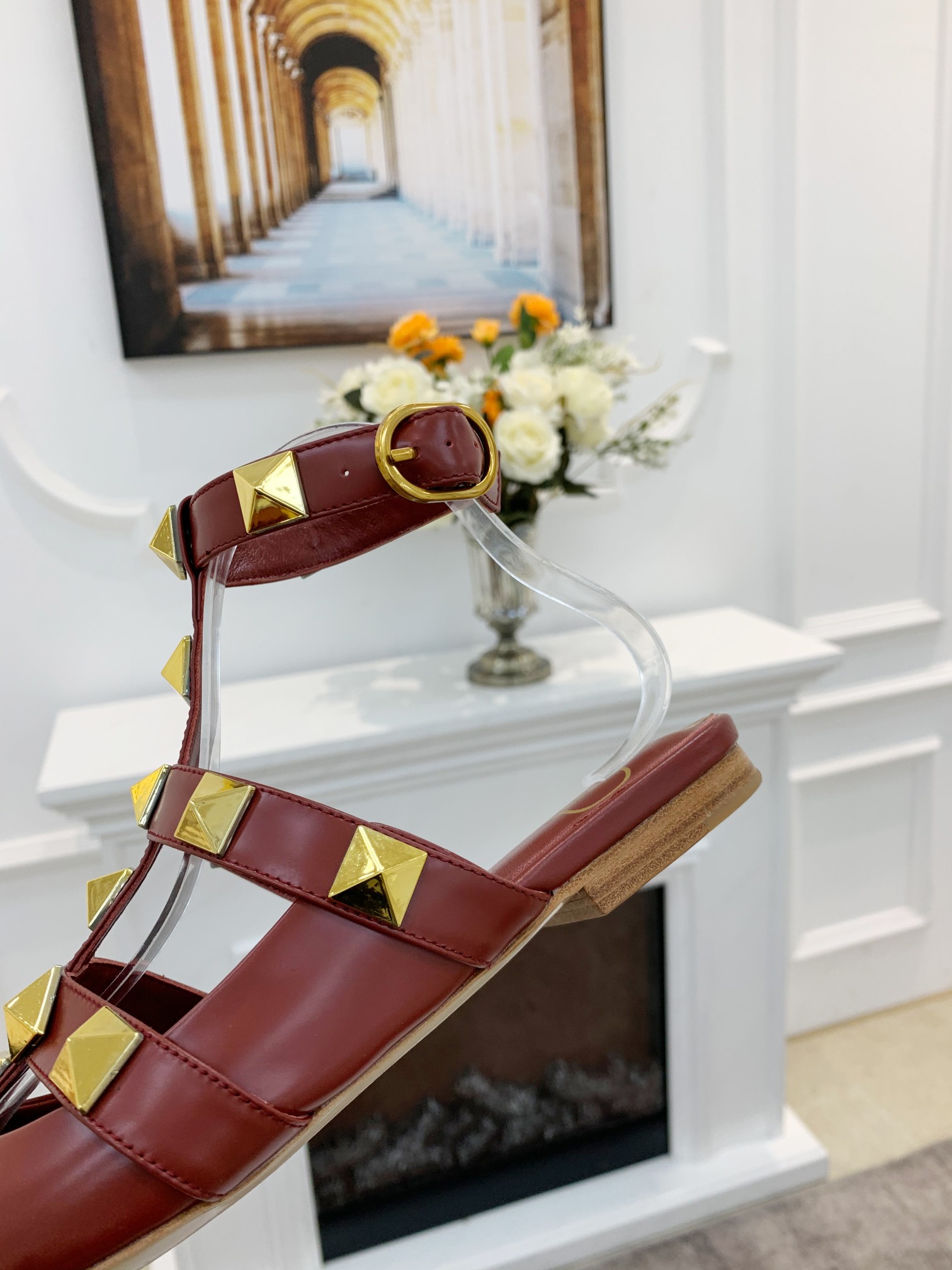 VALENTINO GARAVANI Roman Stud WOMEN 33 - vstockx