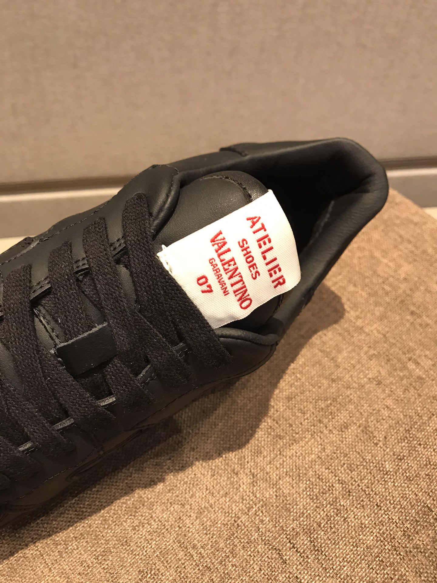 Valentino Garavani Atelier Shoes 07 Camouflage Edition Sneaker in Calfskin 3 - vstockx