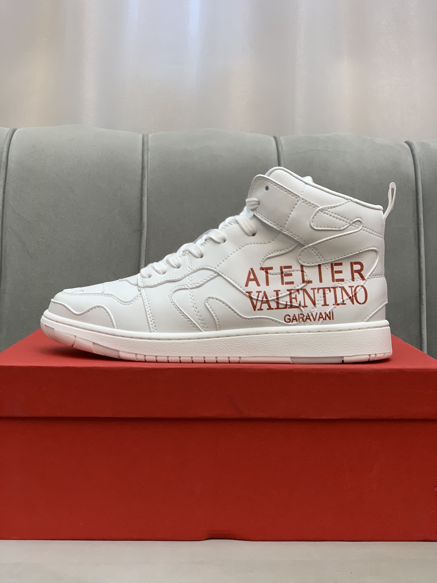 Valentino Garavani Atelier Shoes 07 Camouflage Edition Sneaker in Calfskin 2 - vstockx