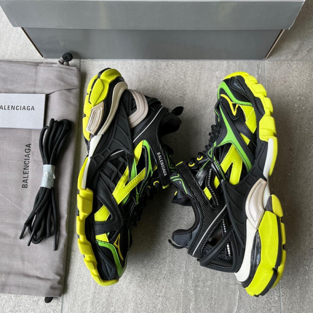 Balenciaga Track 2.0 Black Yellow - vstockx