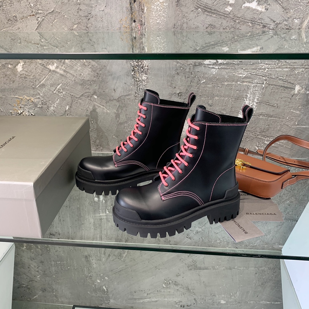 Balenciaga boot women 2 - vstockx