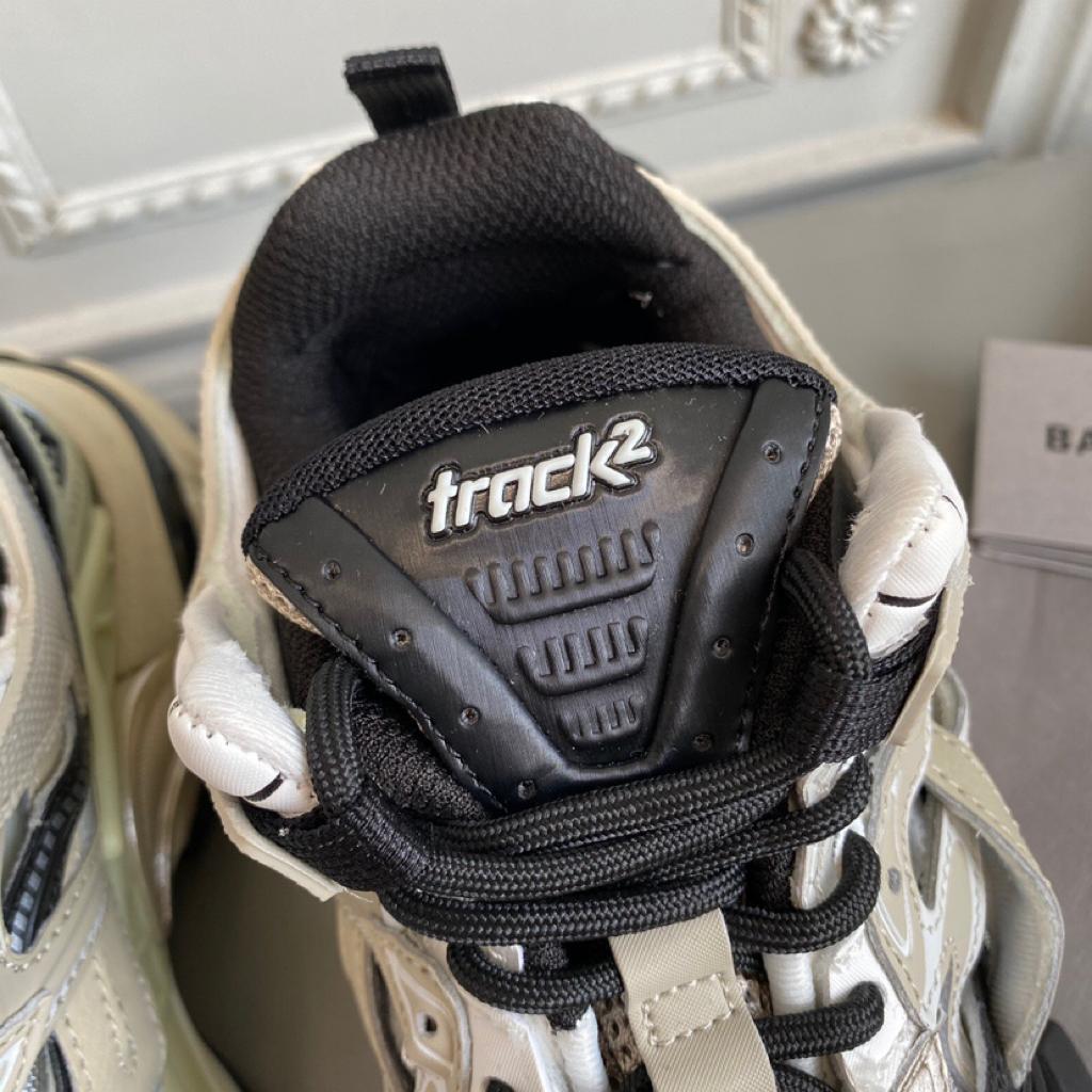 Balenciaga Track.2 Beige - vstockx