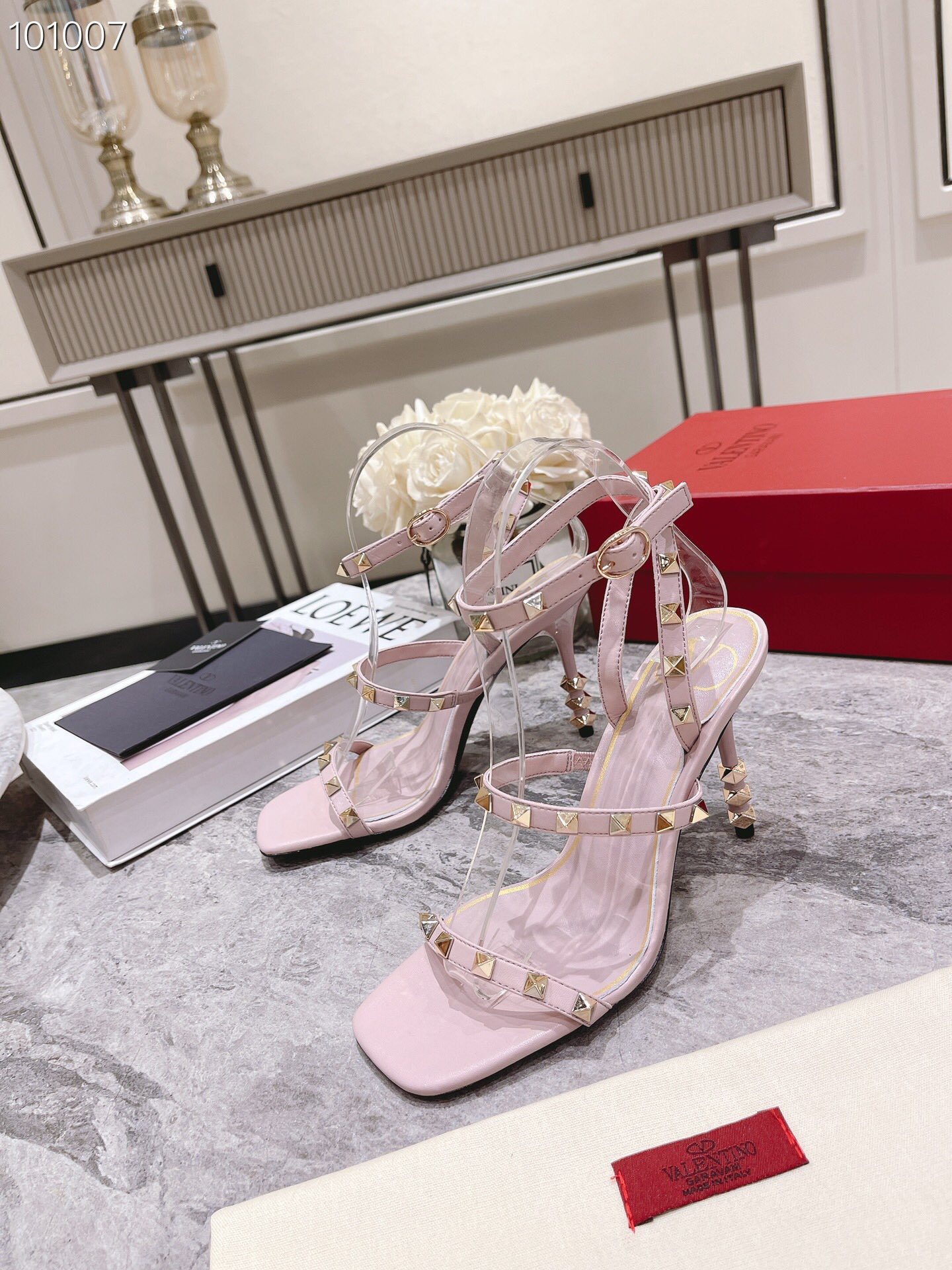 VALENTINO GARAVANI Rockstud WOMEN 2 - vstockx