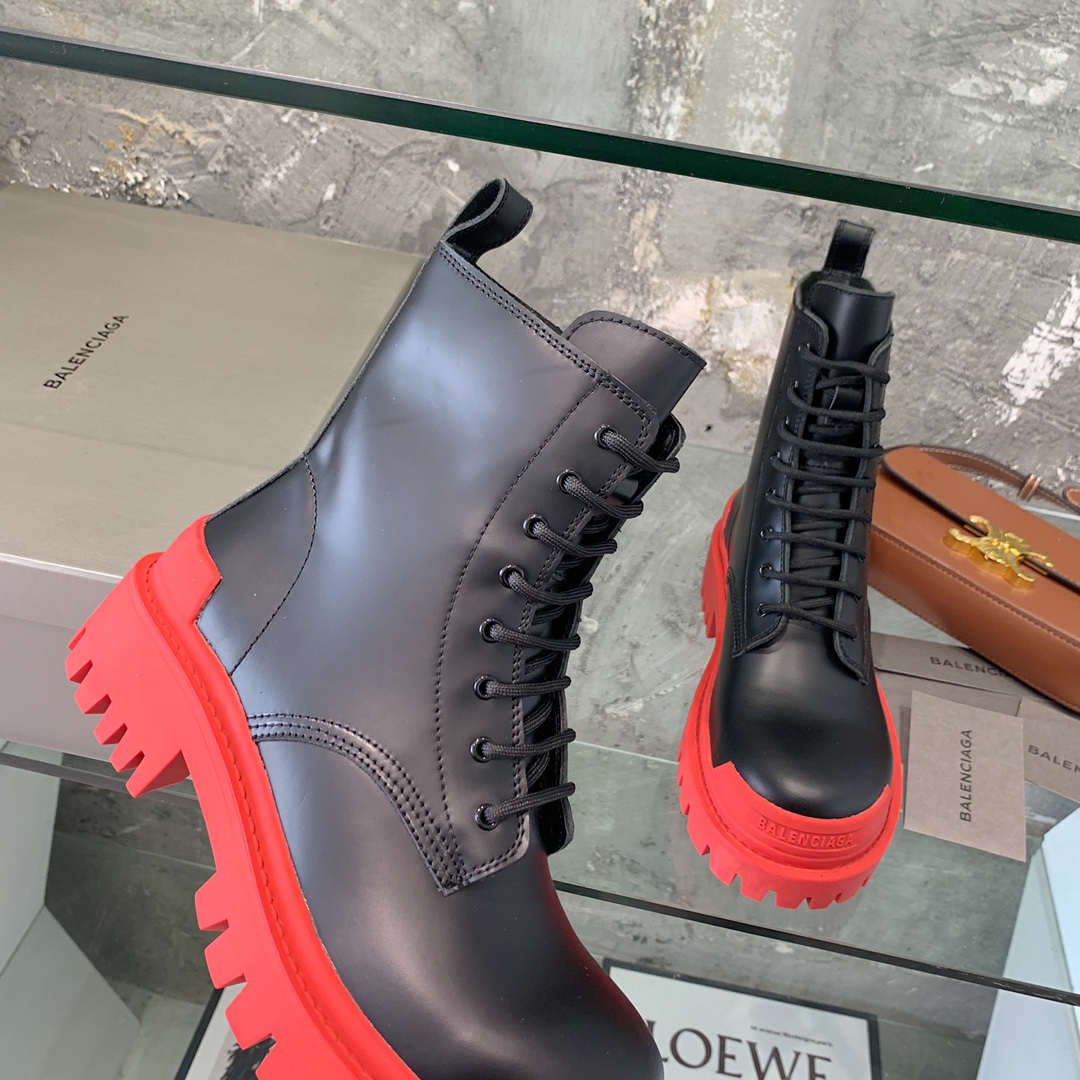 Balenciaga boot women 2 - vstockx