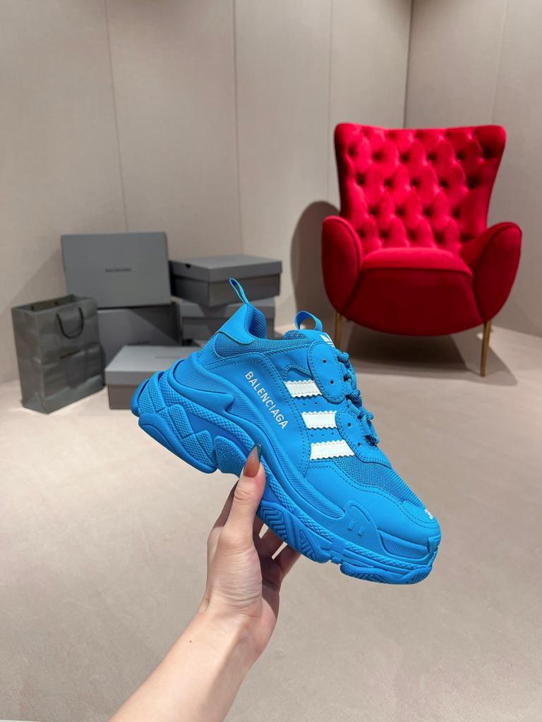 Balenciaga x adidas Triple S Blue White - vstockx