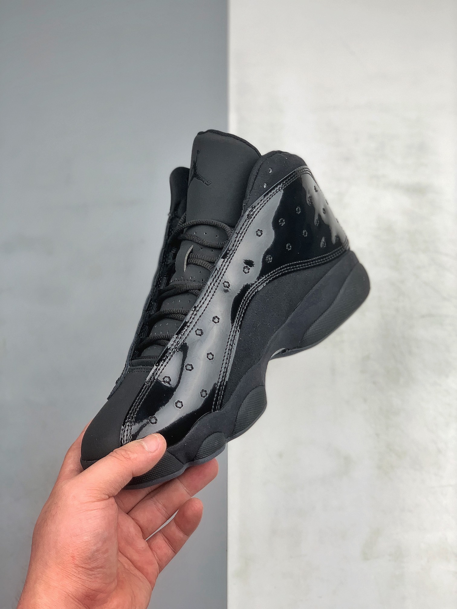 Jordan 13 Retro Cap and Gown - vstockx