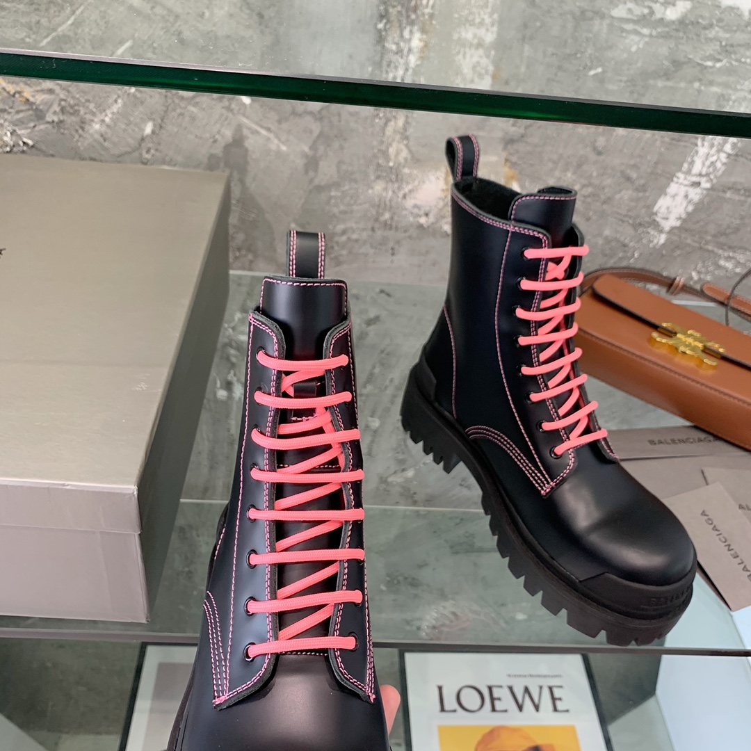 Balenciaga boot women 2 - vstockx