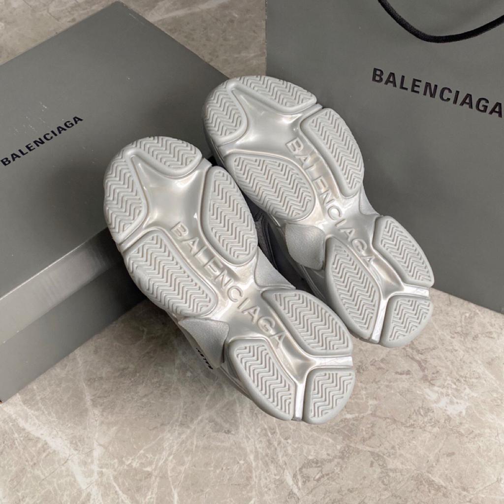 Balenciaga Triple S Silver - vstockx