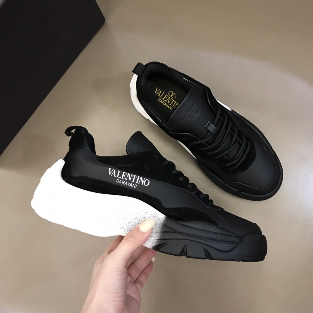 Valentino Garavani Gumboy low-top sneakers 3 - vstockx