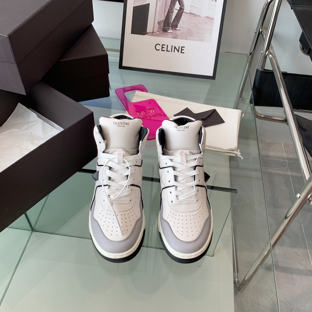 VALENTINO GARAVANI ONE STUD SNEAKER 6 - vstockx