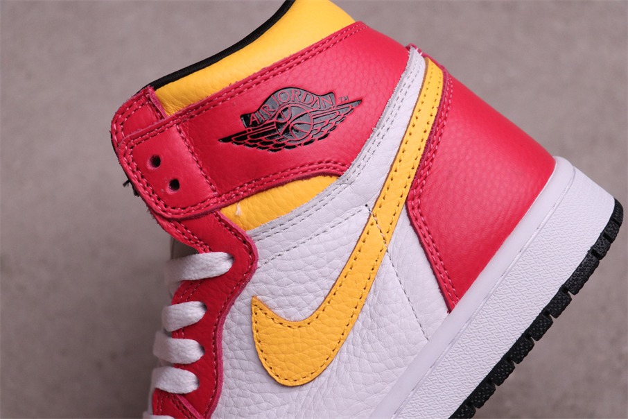 Jordan 1 Retro High OG Light Fusion Red - vstockx
