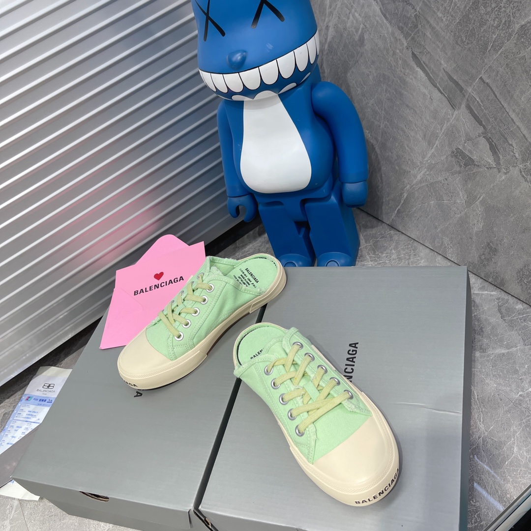 Balenciaga Paris Sneaker 2 - vstockx