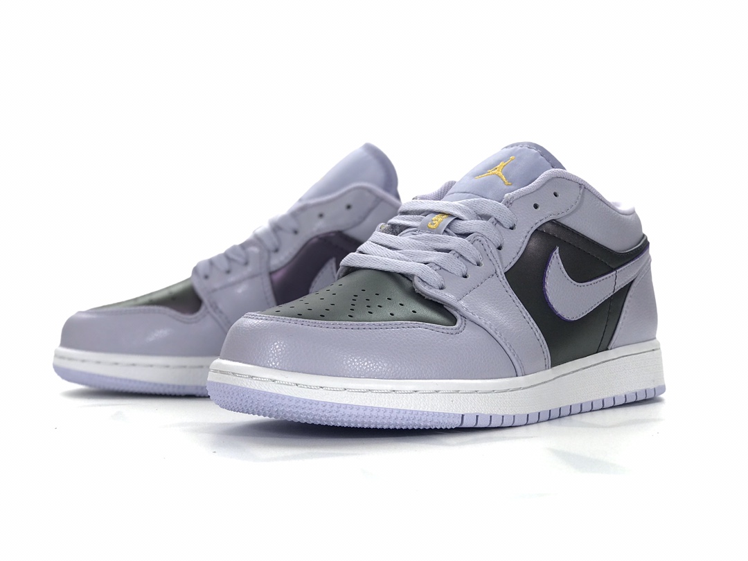 Jordan 1 Low Oxygen Purple (GS) - vstockx