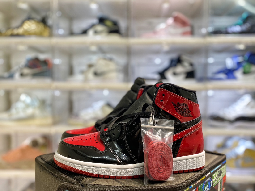Jordan 1 Retro High OG Patent Bred - vstockx