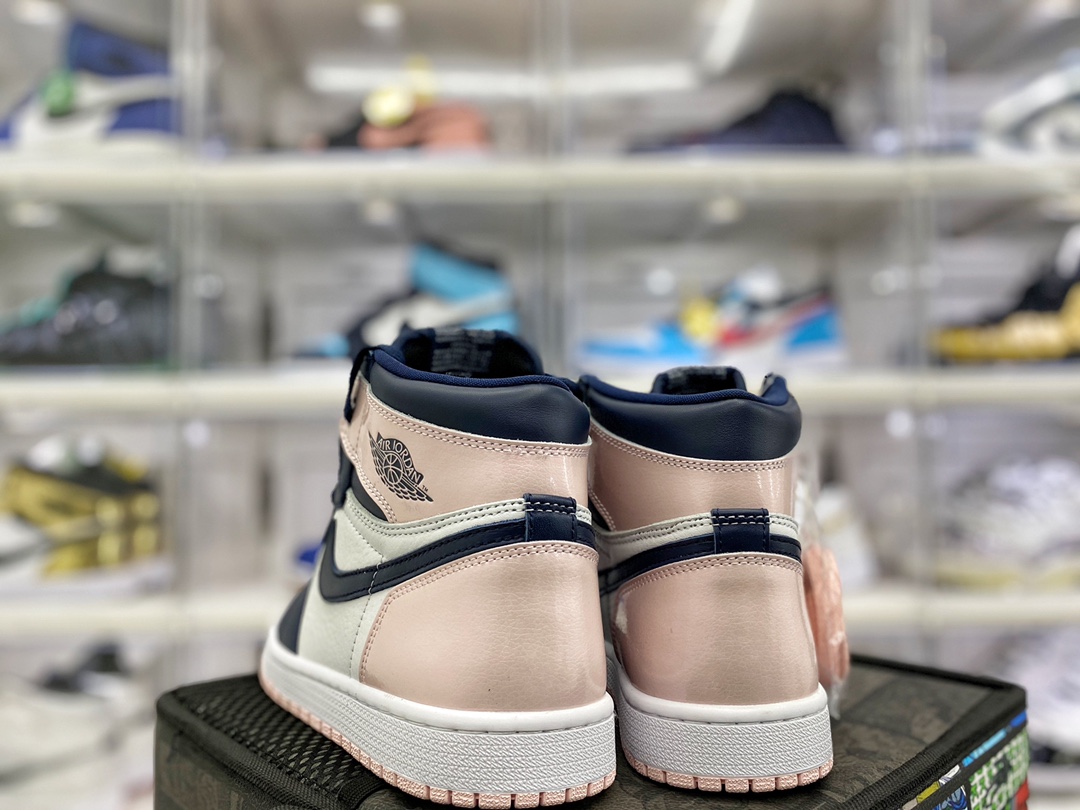 Jordan 1 Retro High OG Atmosphere (W) - vstockx