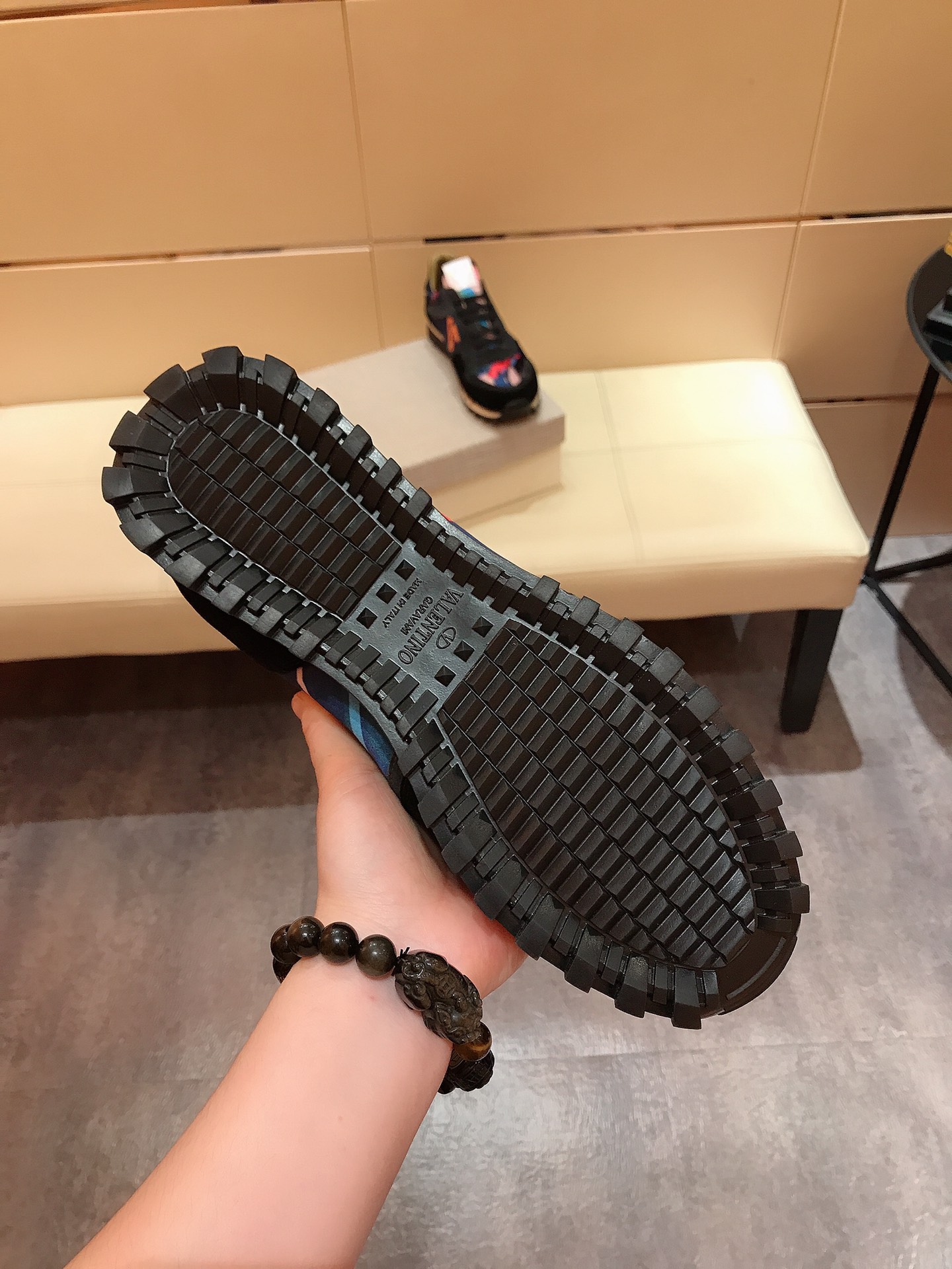 Valentino Garavani Rockrunner camouflage-print sneakers 19 - vstockx