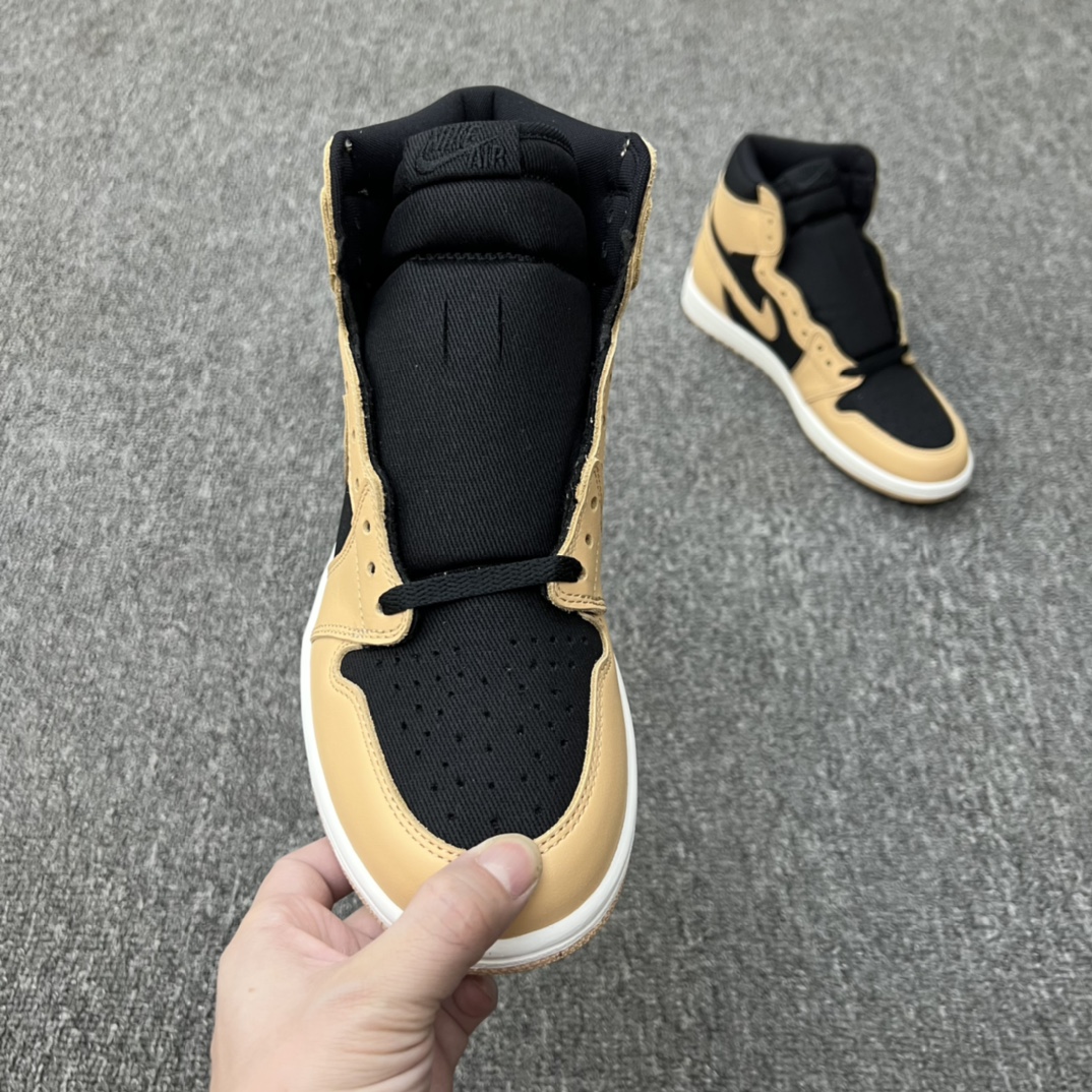 Jordan 1 Retro High OG Heirloom - vstockx