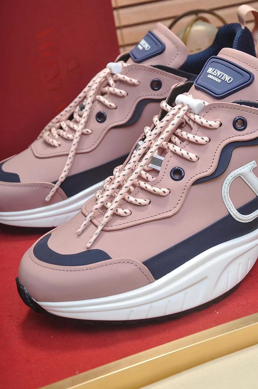 Valentino Garavani Low-top sneakers 21 - vstockx