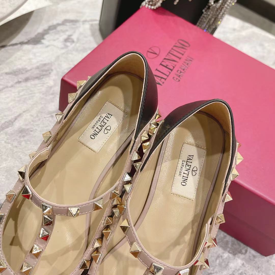 VALENTINO GARAVANI Roman Stud WOMEN 15 - vstockx
