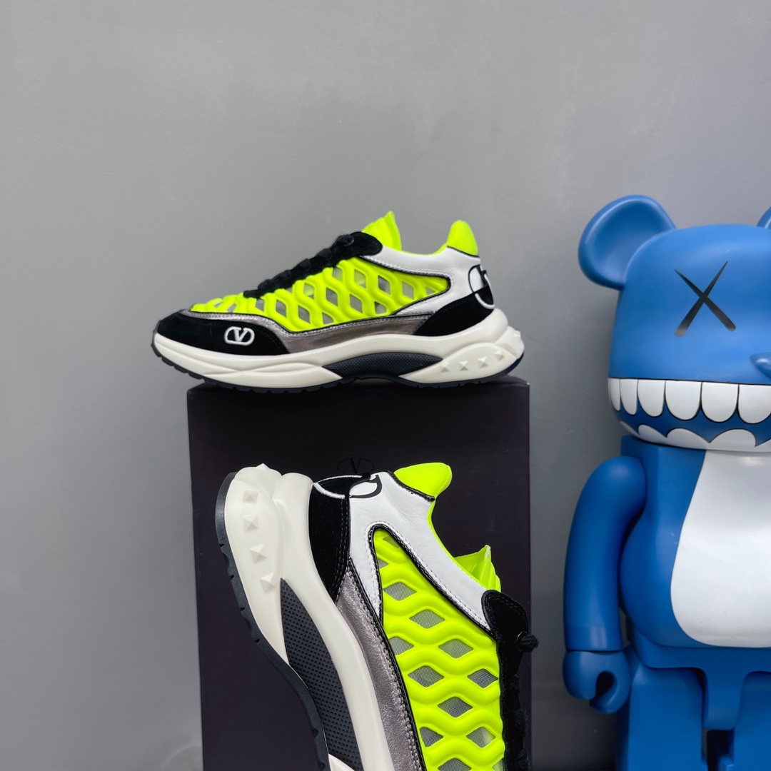 VALENTINO GARAVANI Ready Go Runner Sneaker 2 - vstockx