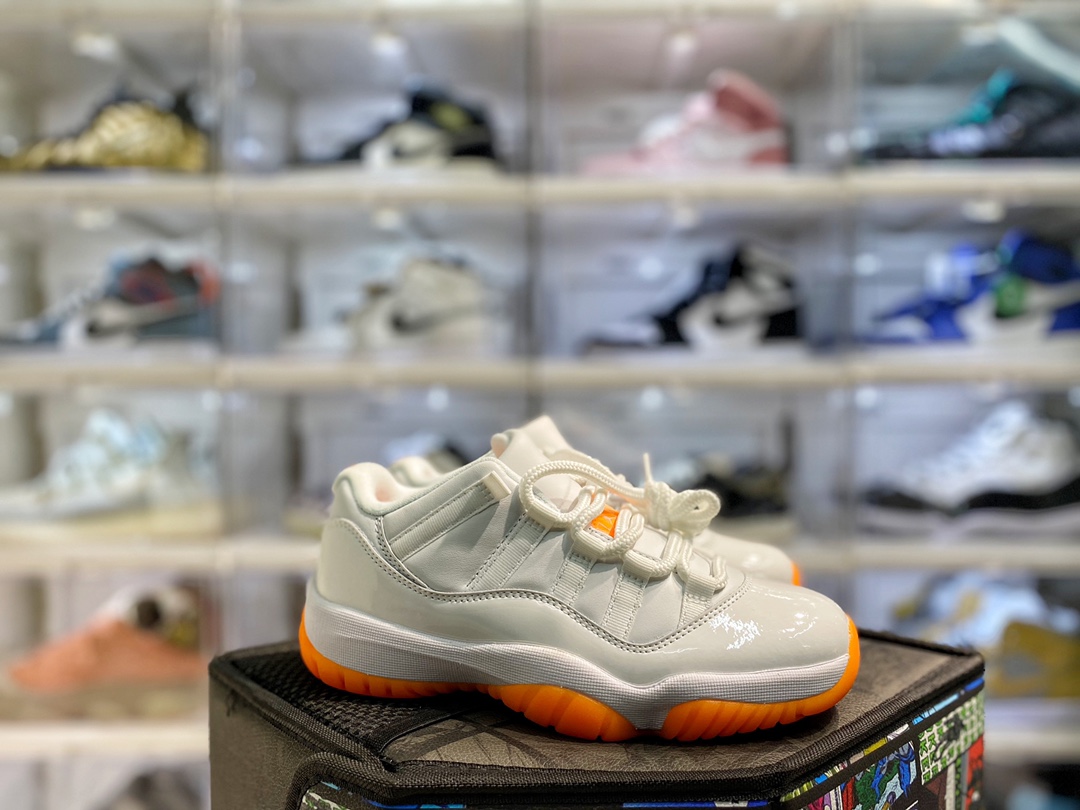 Jordan 11 Retro Low Citrus (2021) (W) - vstockx