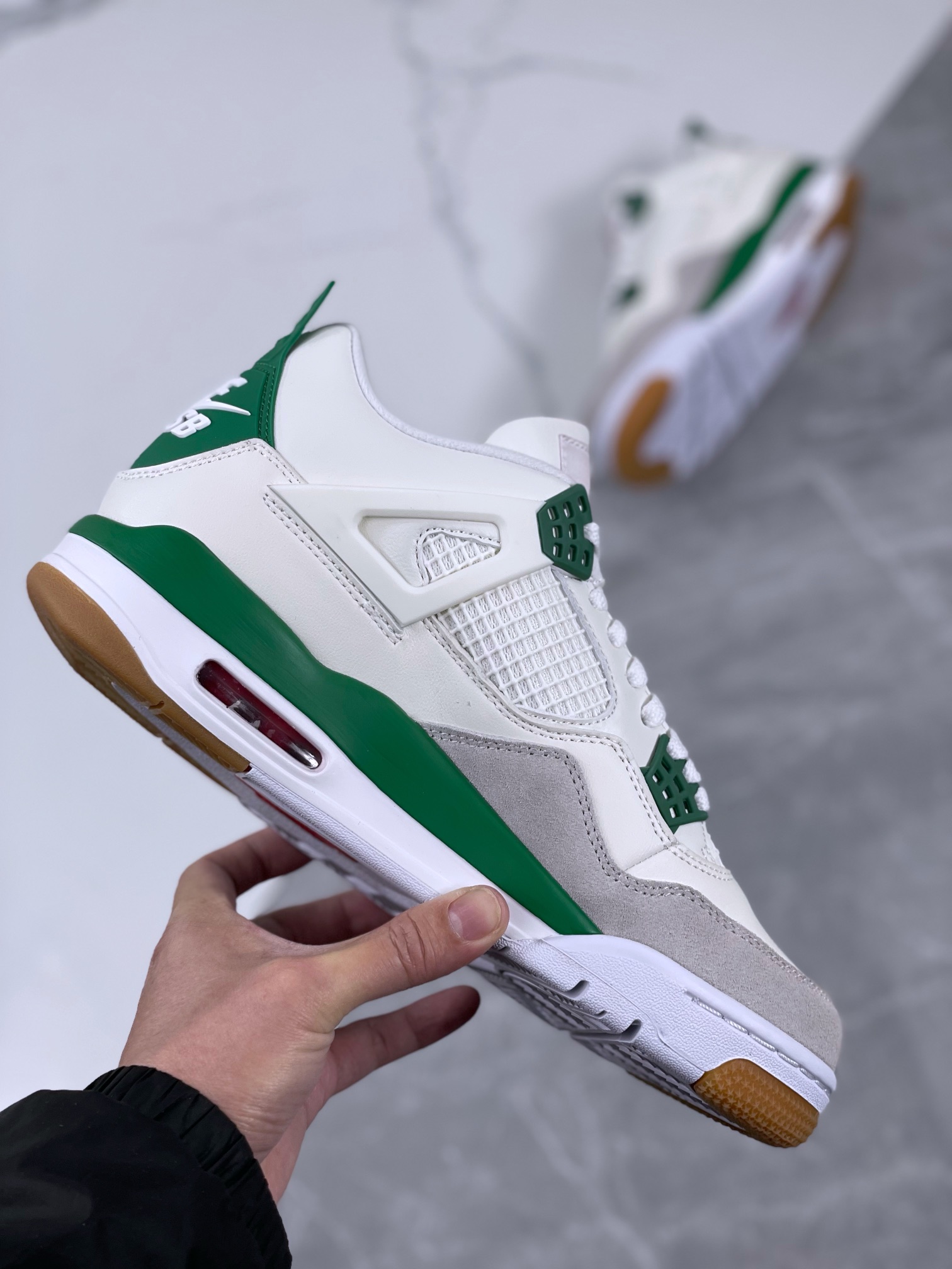 Jordan 4 Retro SB Pine Green - vstockx