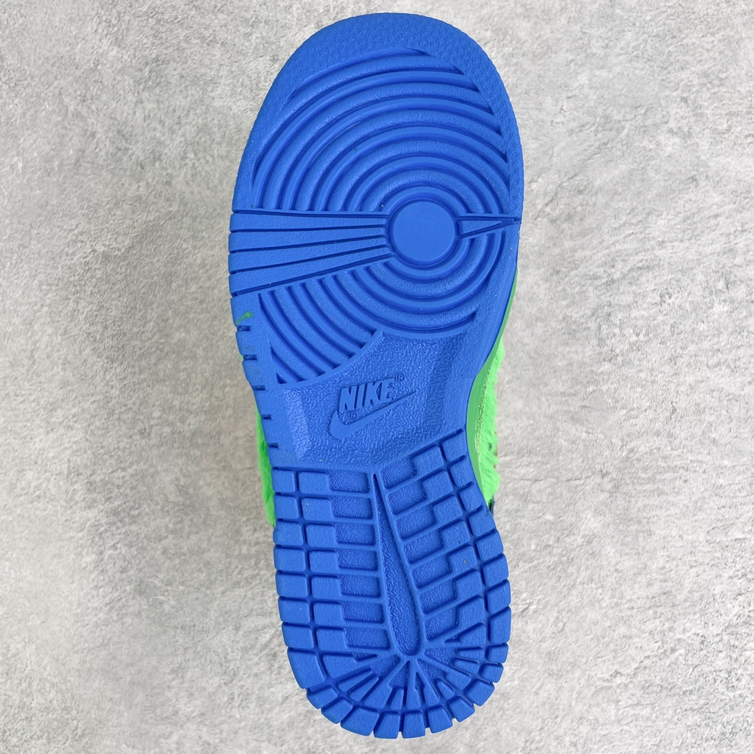 Kids NK dunk shoes 6 - vstockx