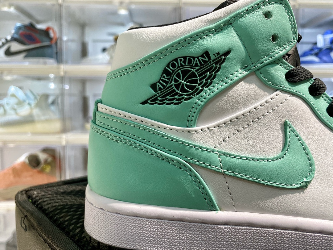 Jordan 1 Mid Tropical Twist Igloo - vstockx