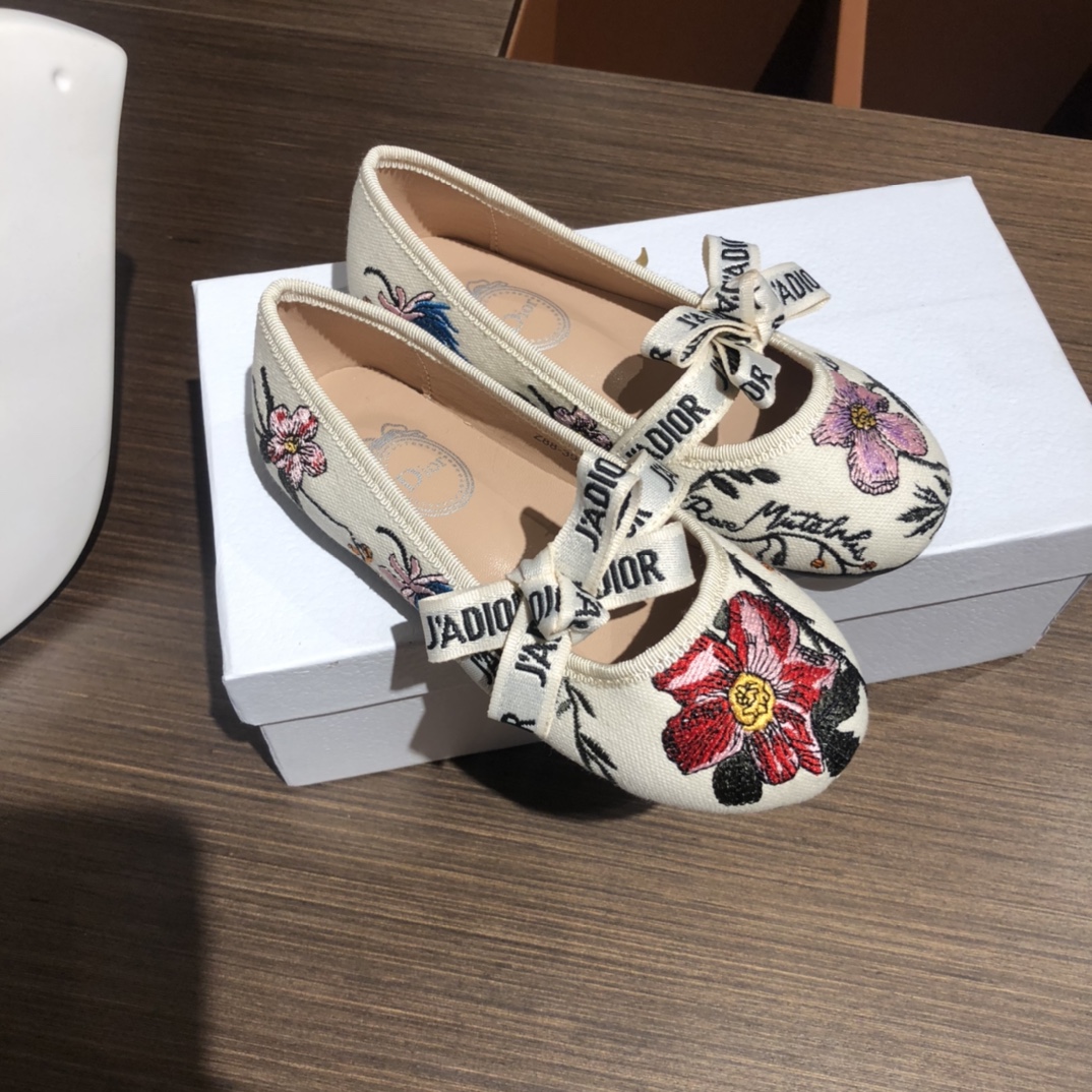 Shoes Kids - vstockx