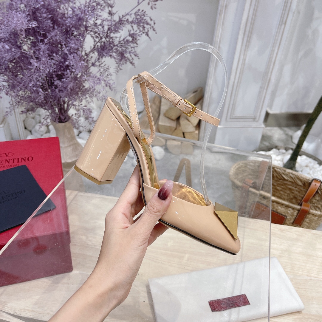 VALENTINO GARAVANI Roman Stud WOMEN 17 - vstockx