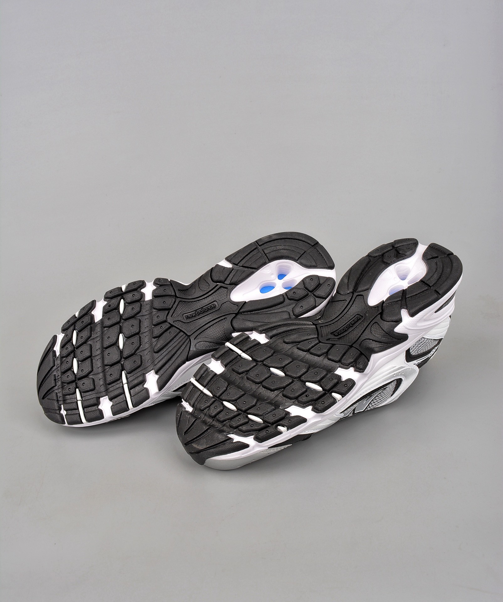 New Balance 530 Sneaker 10 - vstockx