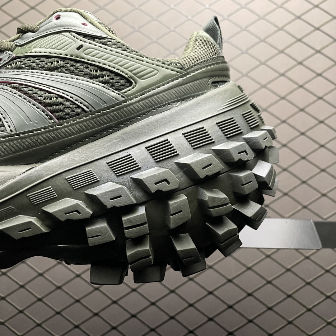 Balenciaga Defender Green - vstockx