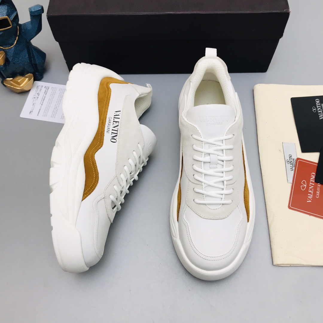 Valentino Garavani Gumboy low-top sneakers 20 - vstockx