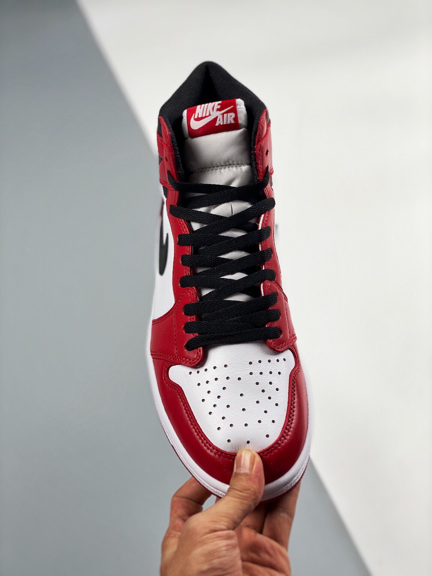 Jordan 1 Retro Chicago (2015) - vstockx