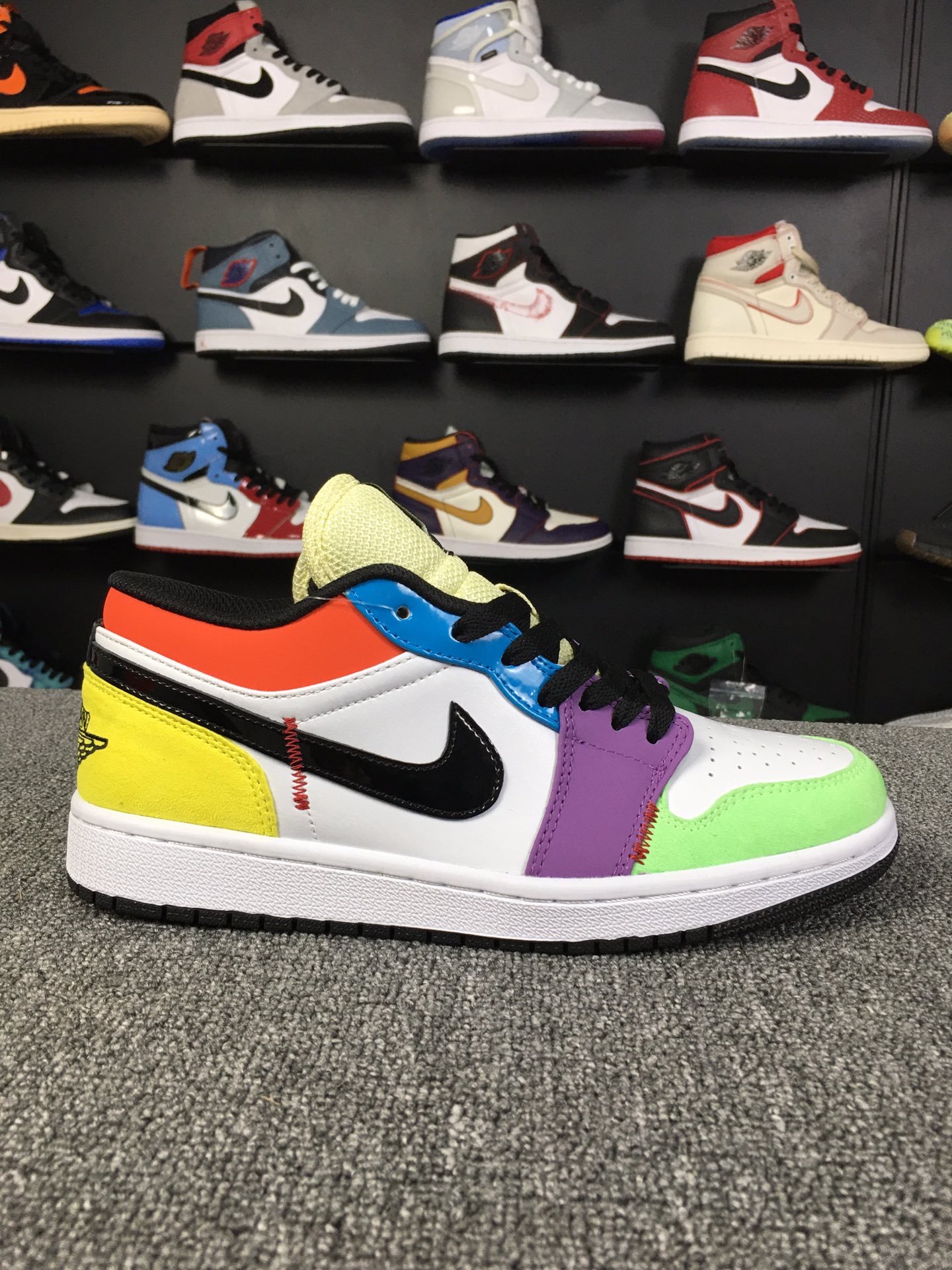 Jordan 1 Low SE Multi-Color - vstockx