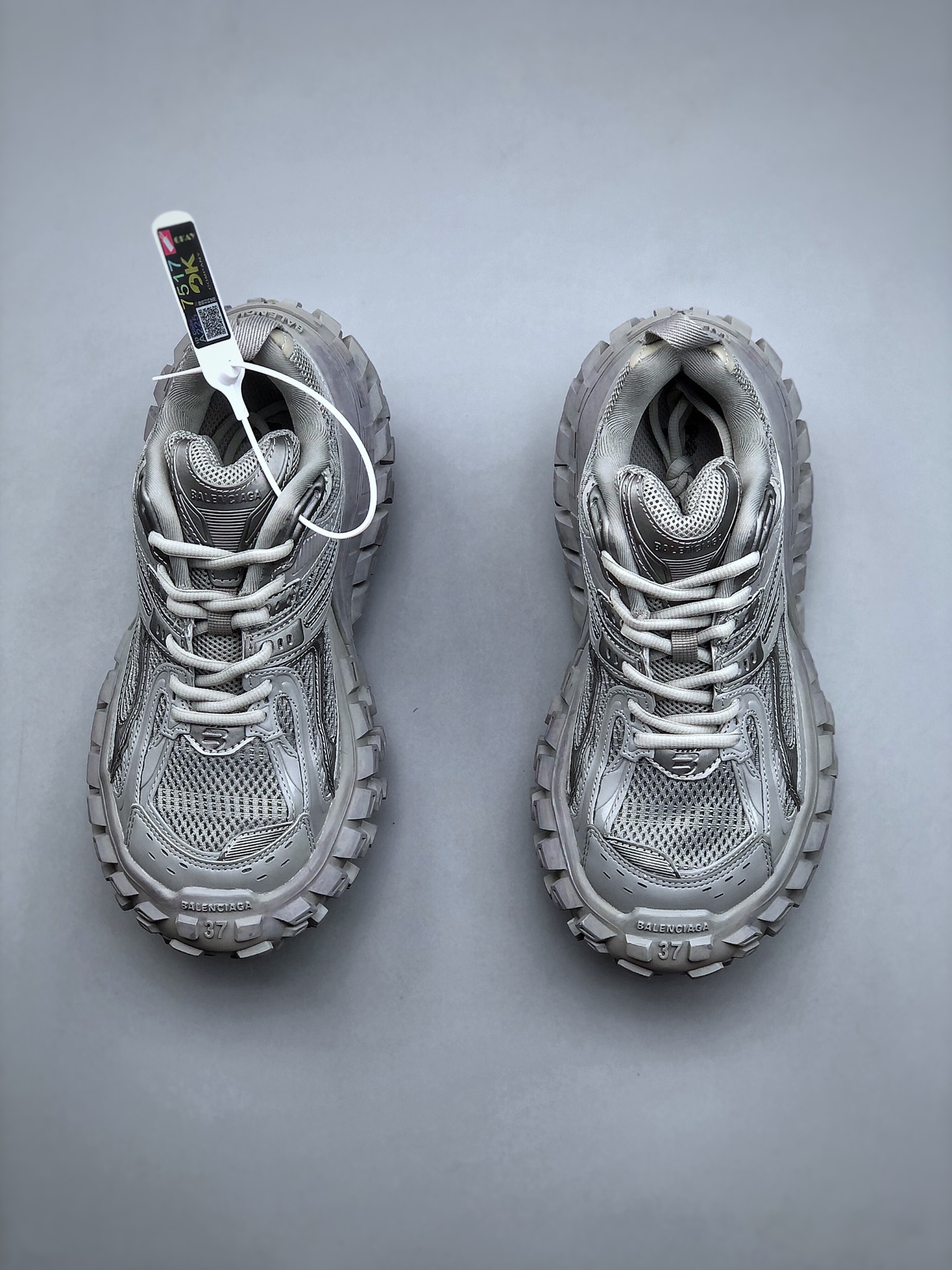 Balenciaga Defender Grey - vstockx