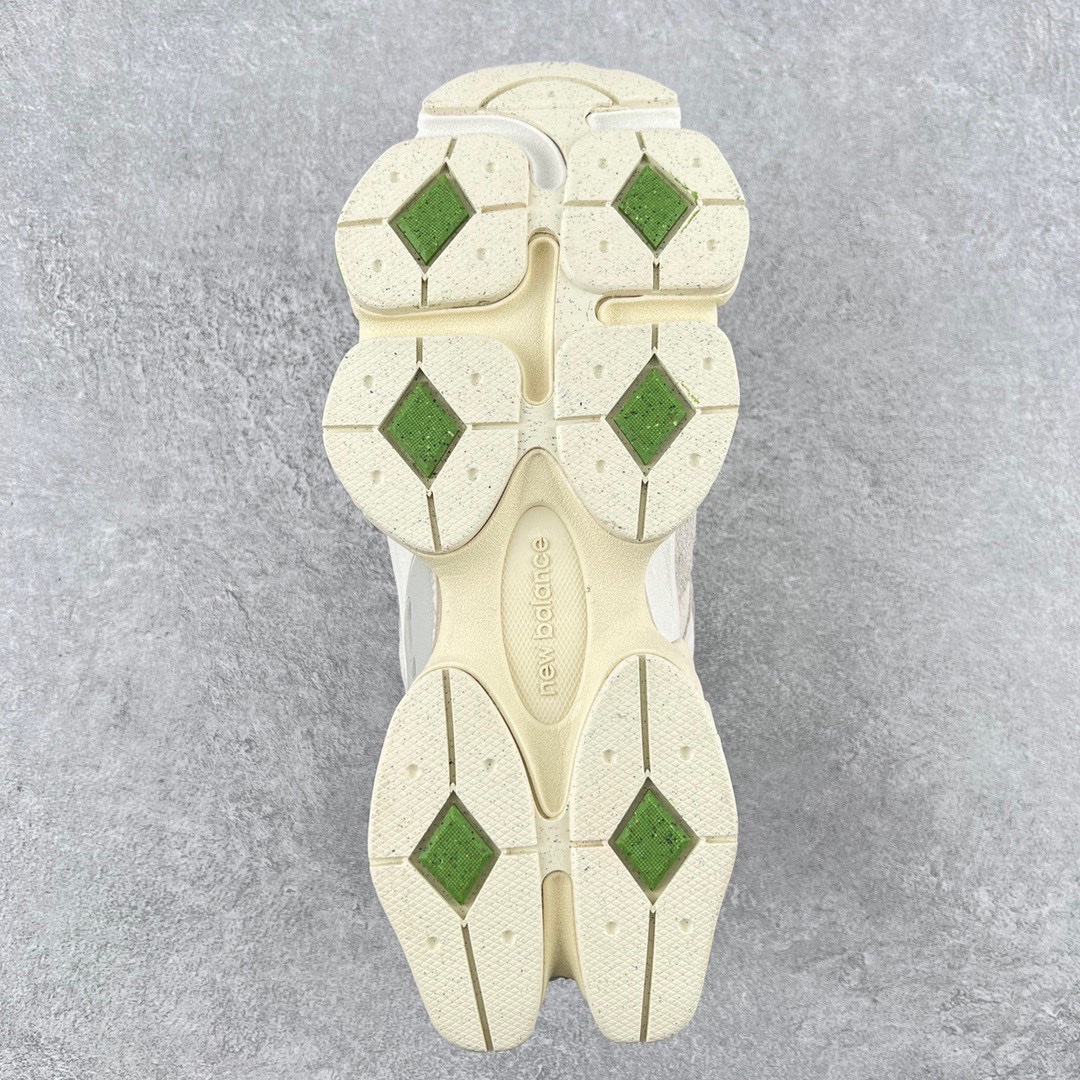 New Balance 9060 Bricks & Wood - vstockx