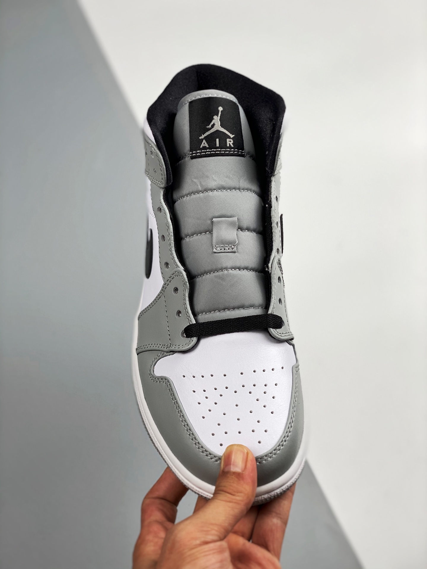Jordan 1 Mid Light Smoke Grey - vstockx