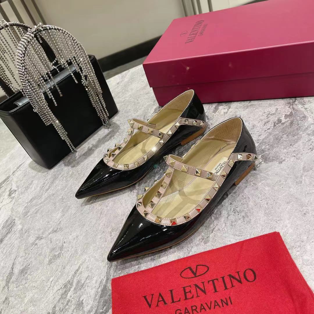 VALENTINO GARAVANI Roman Stud WOMEN 15 - vstockx