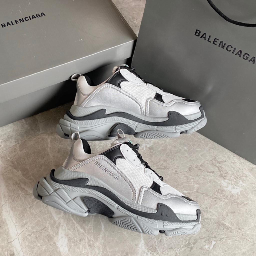 Balenciaga Triple S Grey Metallic - vstockx