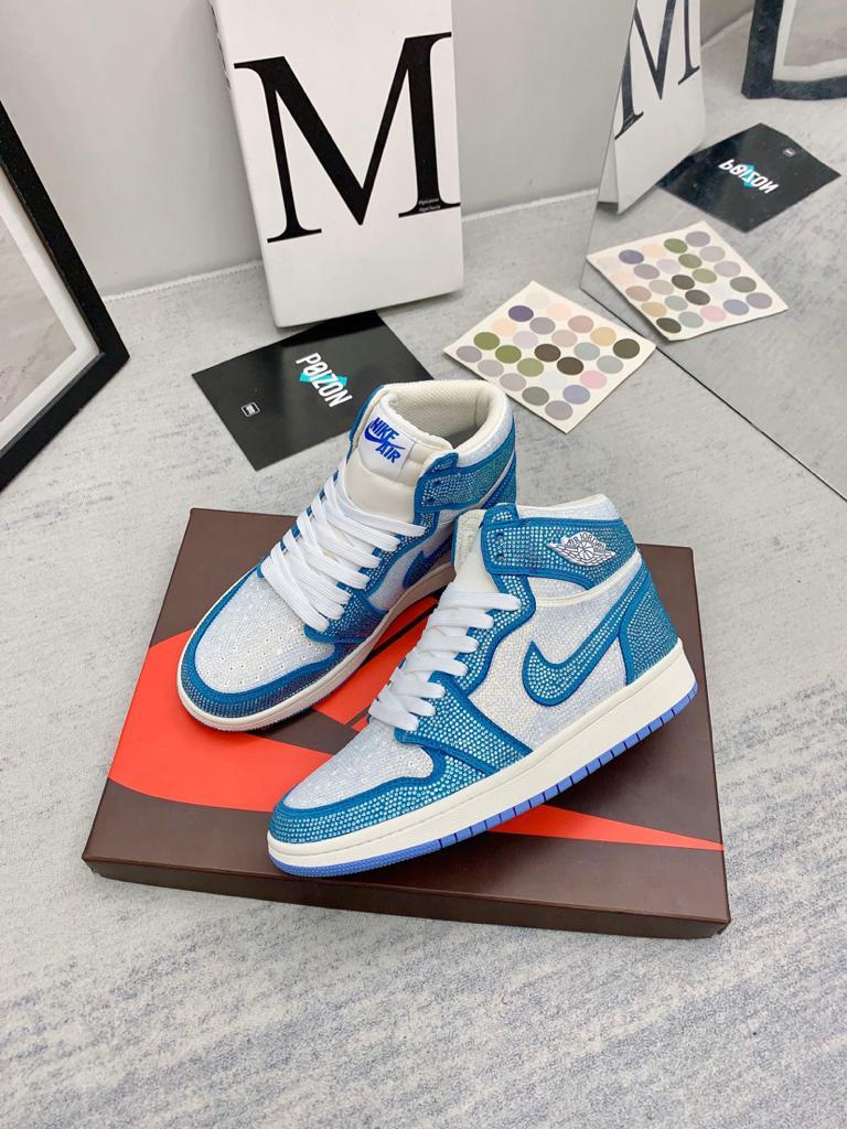 Jordan 1 white Blue full diamond custom - vstockx