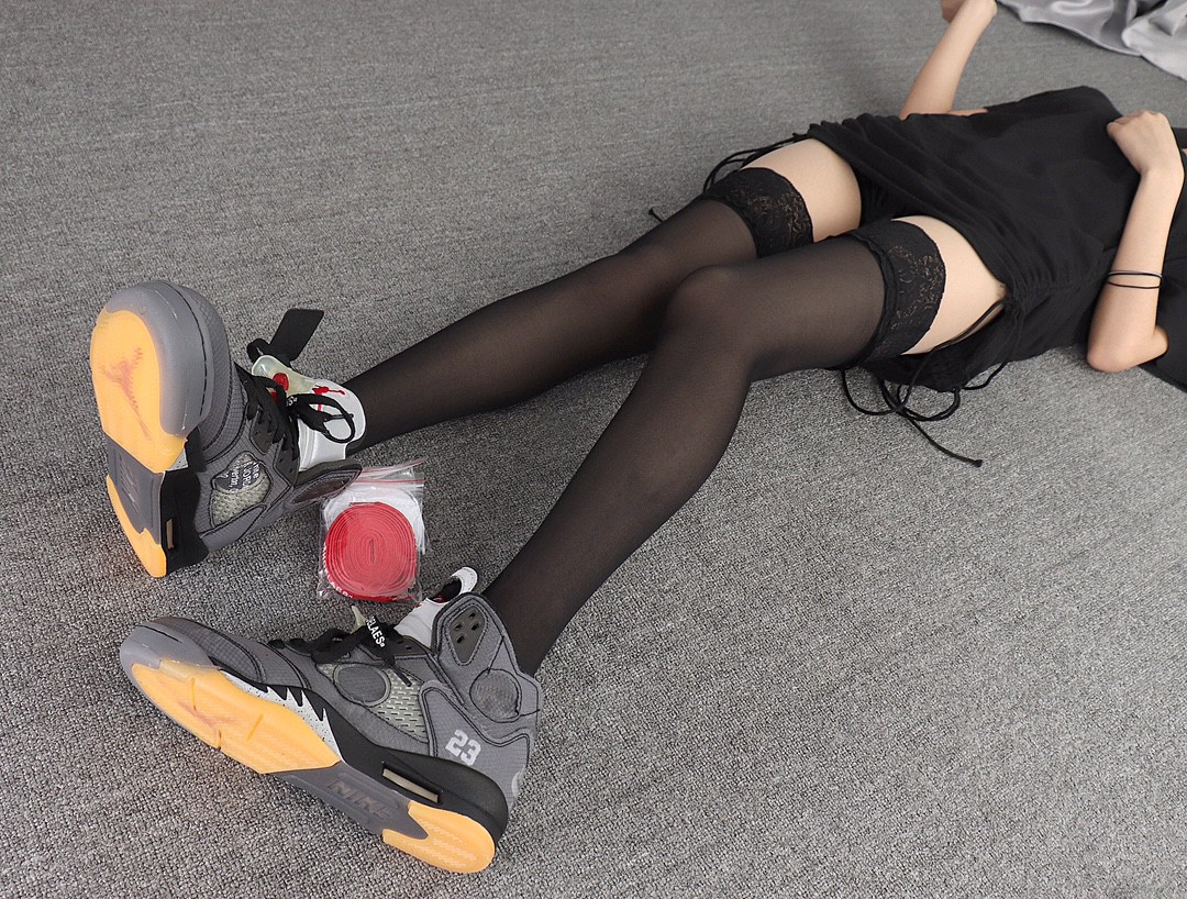 Jordan 5 Retro Off-White Black - vstockx