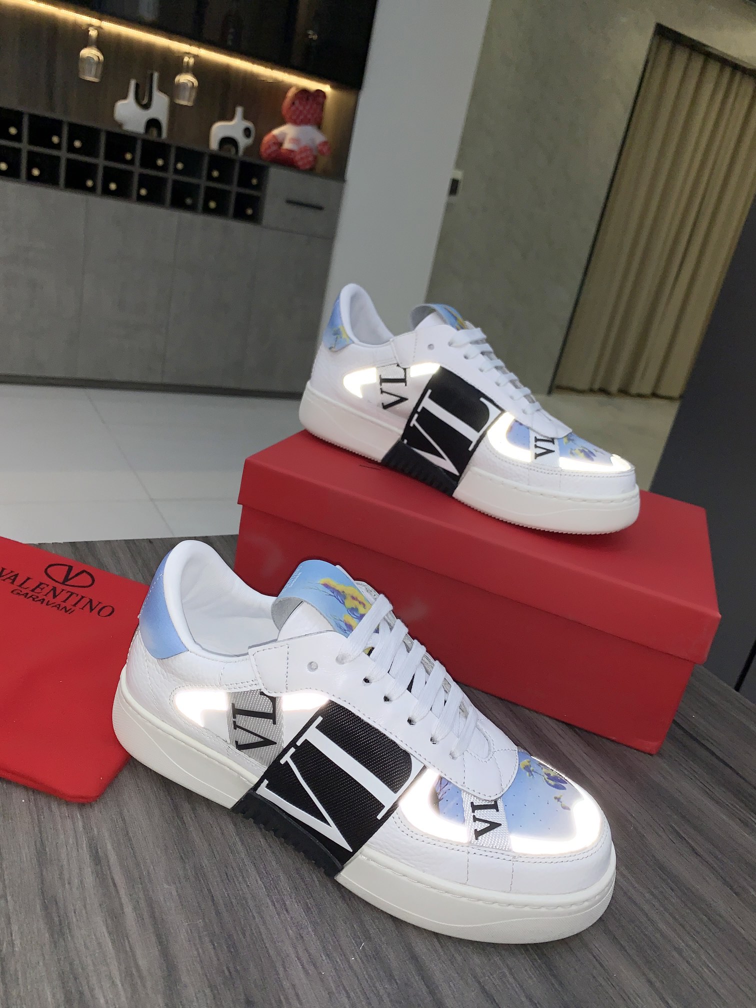 Valentino Garavani VL7N low-top sneakers 3 - vstockx