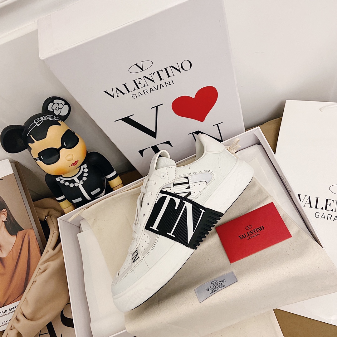 VALENTINO GARAVANI VL7N WOMEN Sneaker 4 - vstockx