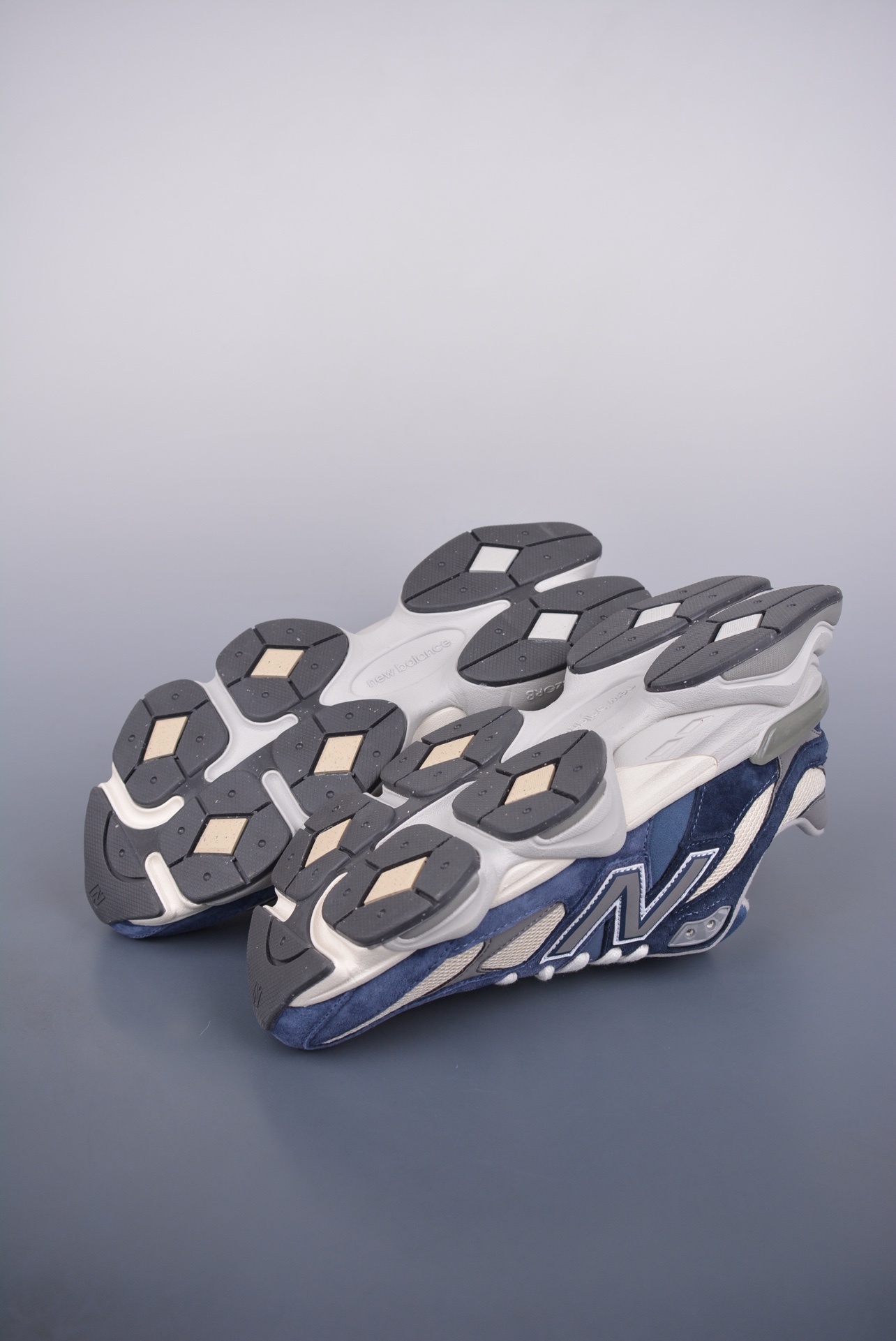 New Balance 9060 Natural Indigo - vstockx