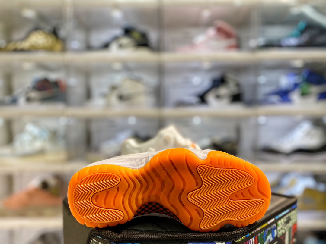 Jordan 11 Retro Low Citrus (2021) (W) - vstockx