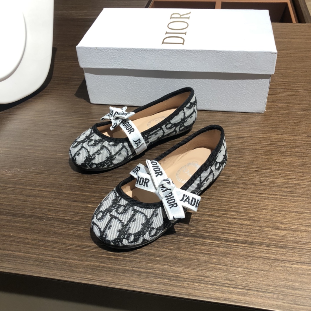 Shoes Kids - vstockx